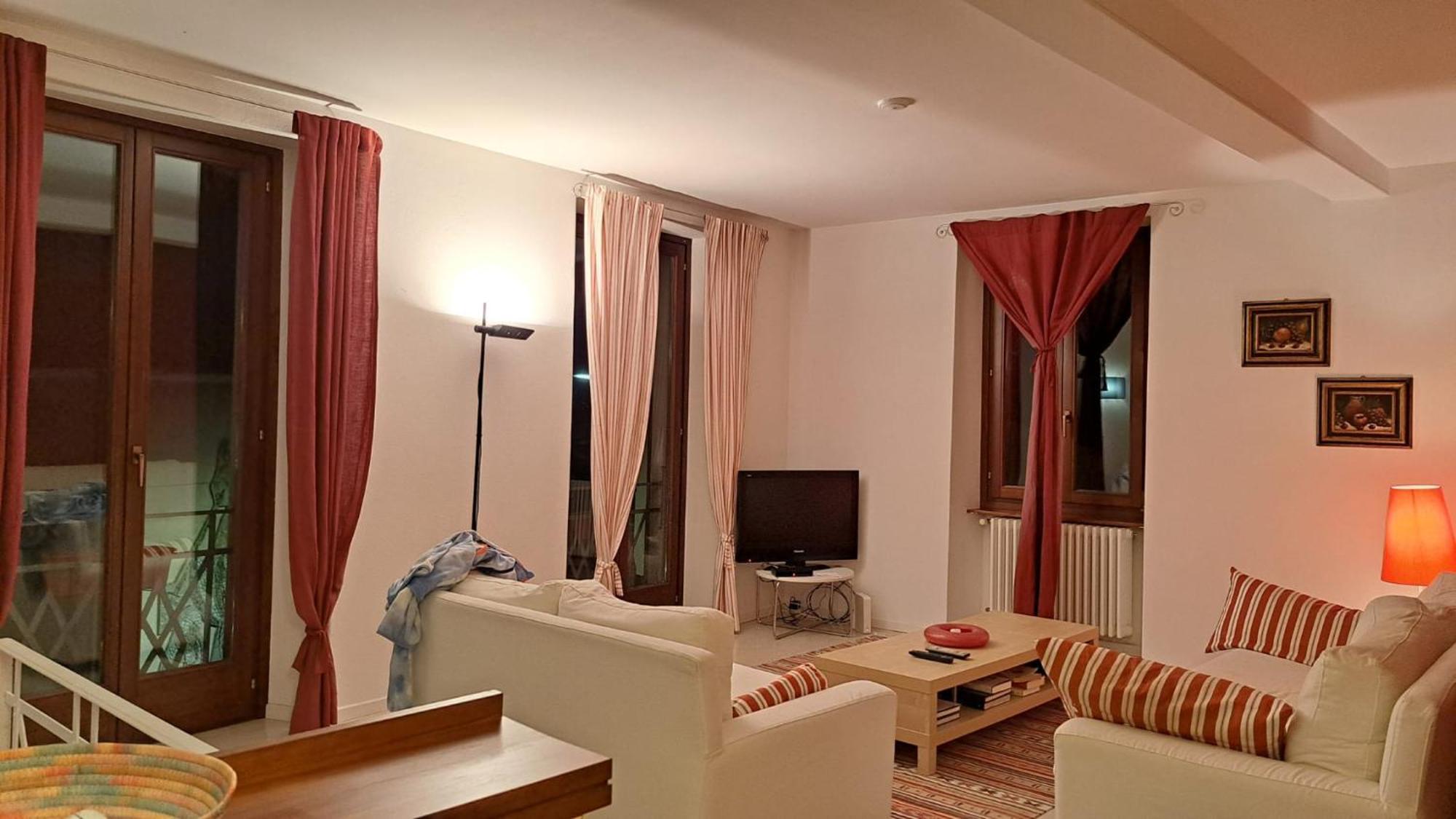 Casa Aurora 1 Apartment Caslano Bagian luar foto